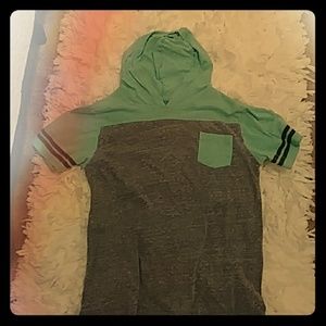 Short sleeve hoodie